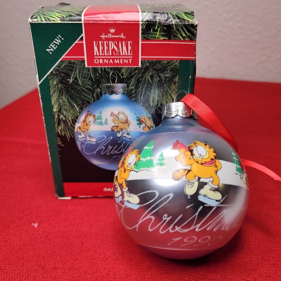 1990 Rare Hallmark keepsake Garfield ice skating ball ornament Jim Davis - Picture 3 of 9